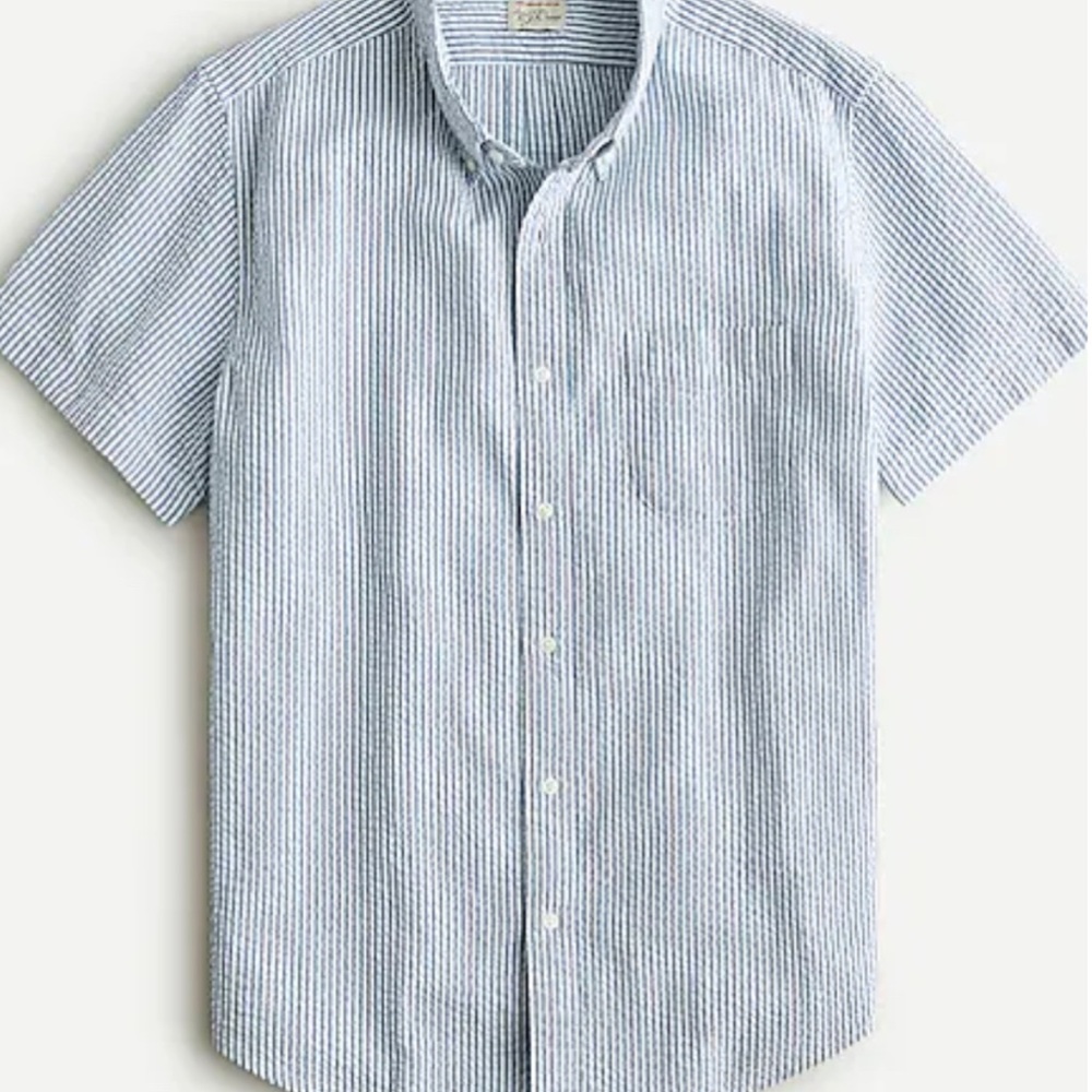 Slim short-sleeve seersucker shirt in stripe